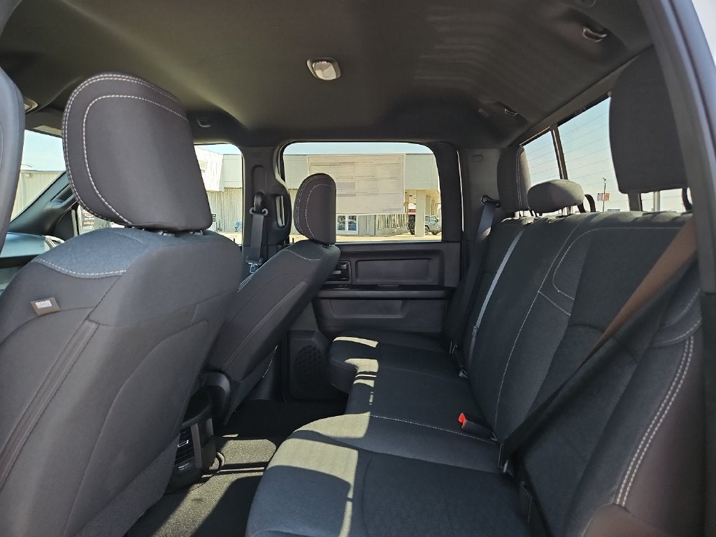 2027 RAM 2500 RAM 2500 TRADESMAN CREW CAB 4X4 8' BOX