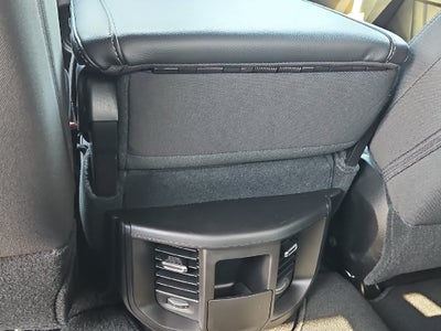 2027 RAM 2500 RAM 2500 TRADESMAN CREW CAB 4X4 8' BOX