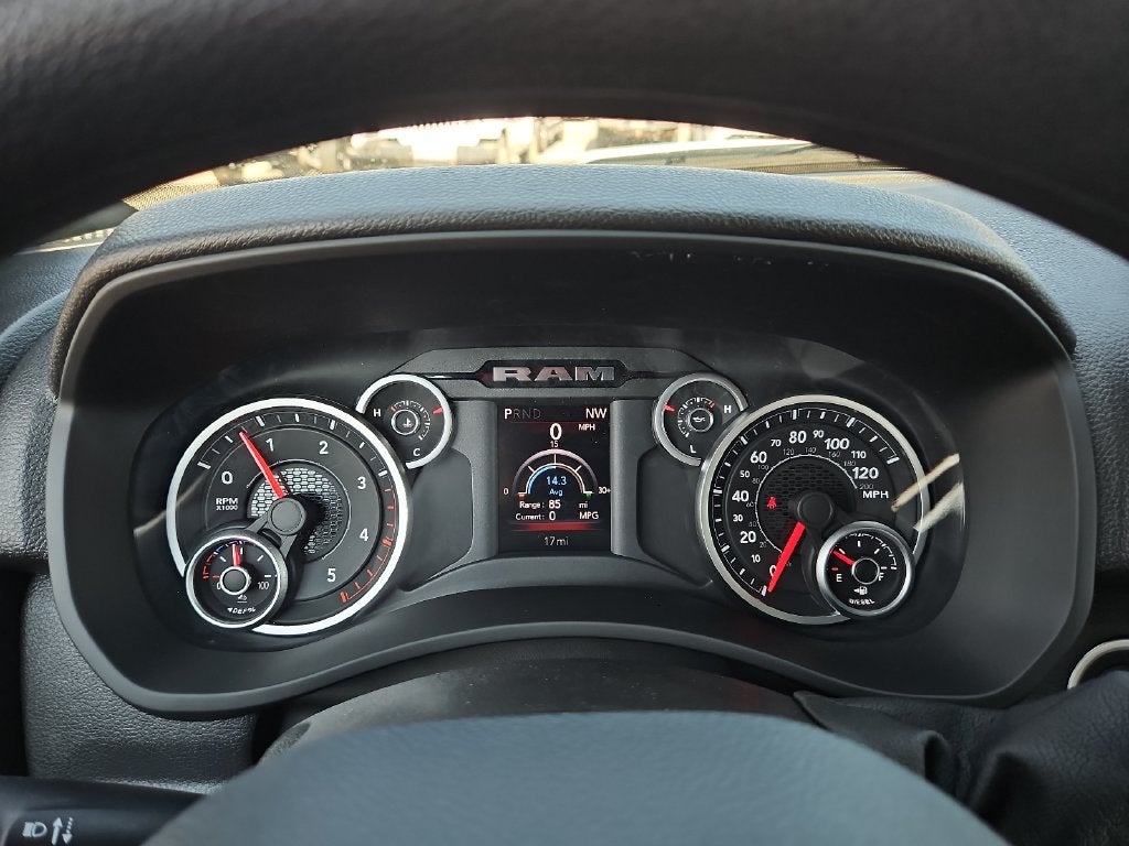 2027 RAM 2500 RAM 2500 TRADESMAN CREW CAB 4X4 8' BOX
