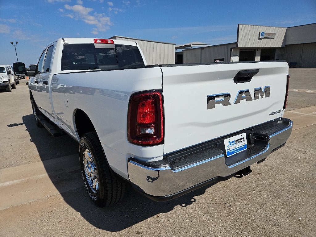2027 RAM 2500 RAM 2500 TRADESMAN CREW CAB 4X4 8' BOX