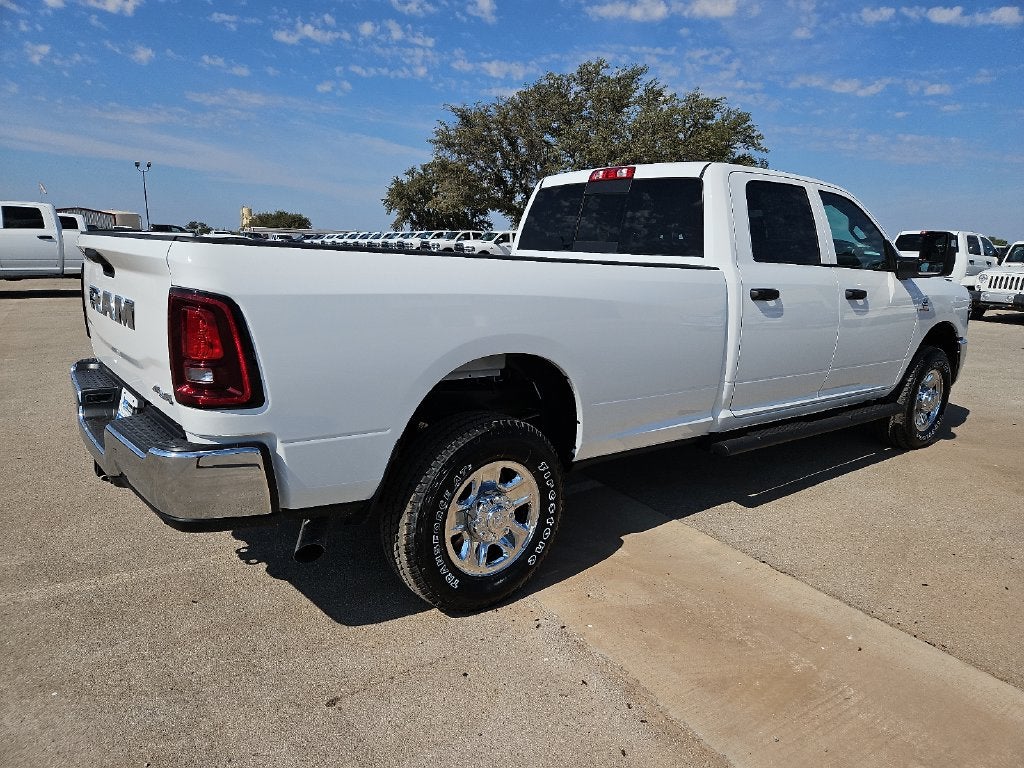 2027 RAM 2500 RAM 2500 TRADESMAN CREW CAB 4X4 8' BOX