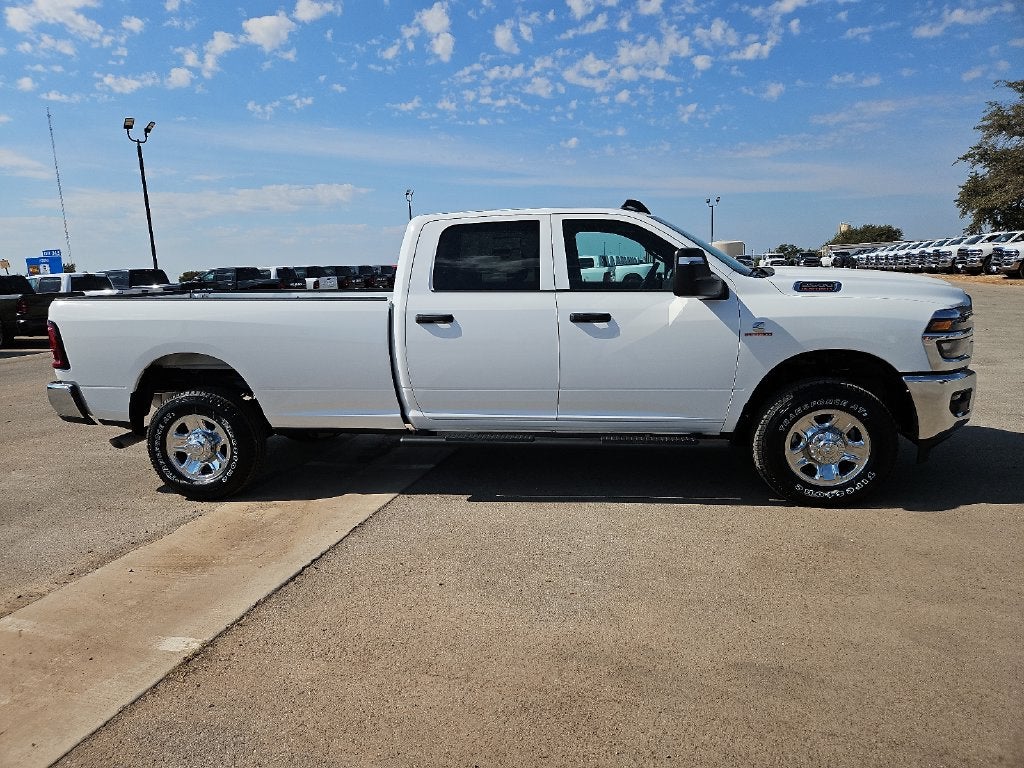 2027 RAM 2500 RAM 2500 TRADESMAN CREW CAB 4X4 8' BOX