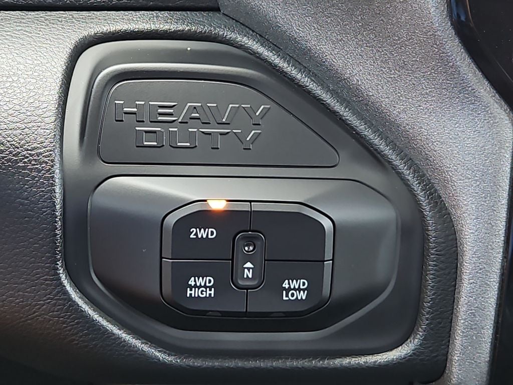2026 RAM 2500 RAM 2500 TRADESMAN CREW CAB 4X4 8' BOX