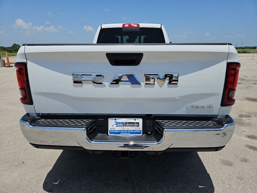 2026 RAM 2500 RAM 2500 TRADESMAN CREW CAB 4X4 8' BOX