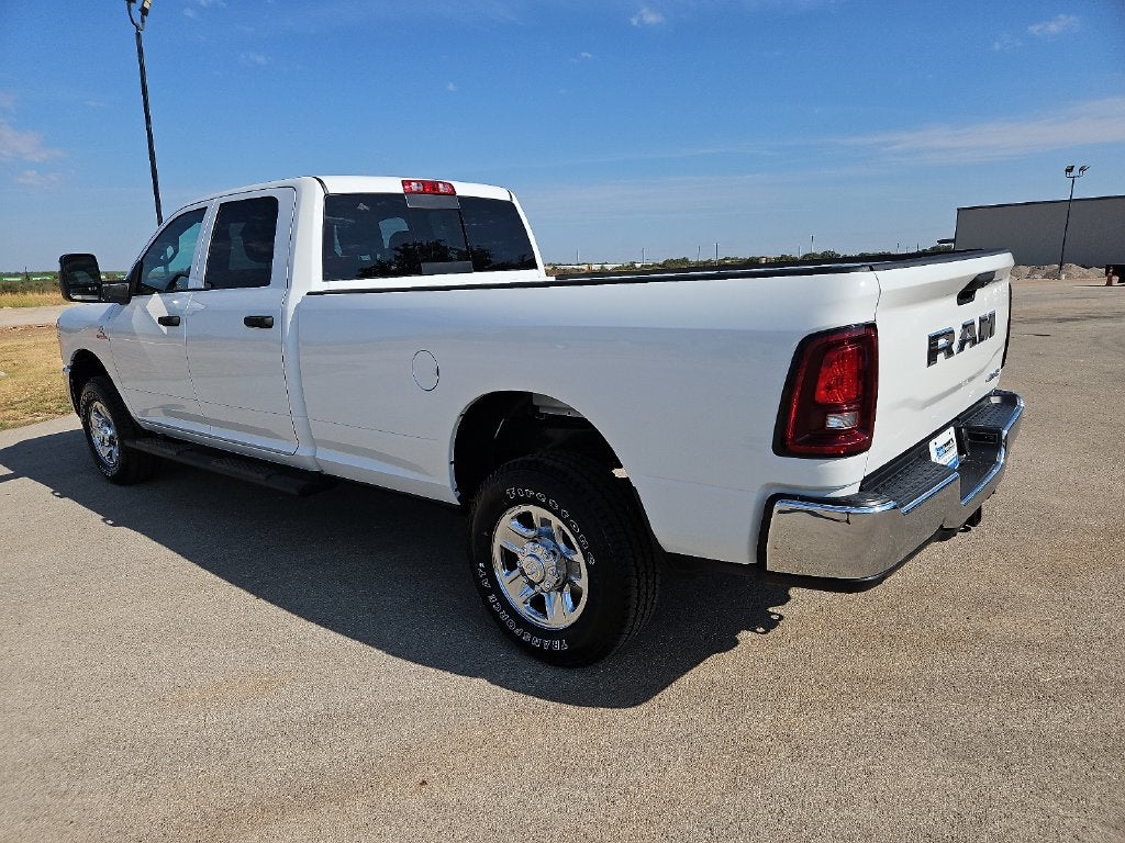 2027 RAM 2500 RAM 2500 TRADESMAN CREW CAB 4X4 8' BOX