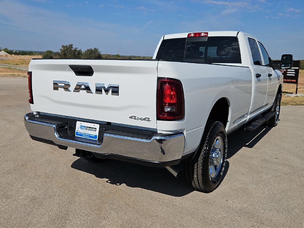 2027 RAM 2500 RAM 2500 TRADESMAN CREW CAB 4X4 8' BOX