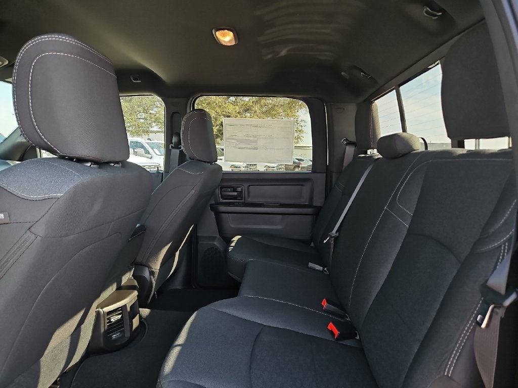 2027 RAM 2500 RAM 2500 TRADESMAN CREW CAB 4X4 8' BOX