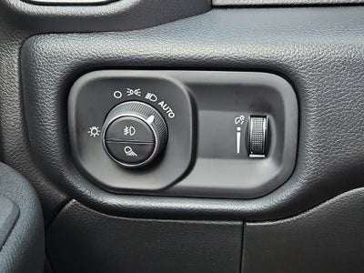 2027 RAM 2500 RAM 2500 TRADESMAN CREW CAB 4X4 8' BOX