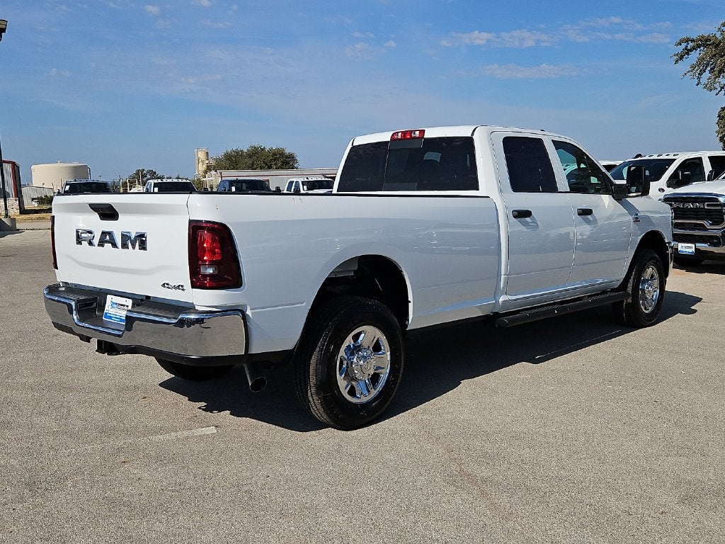 2027 RAM 2500 RAM 2500 TRADESMAN CREW CAB 4X4 8' BOX
