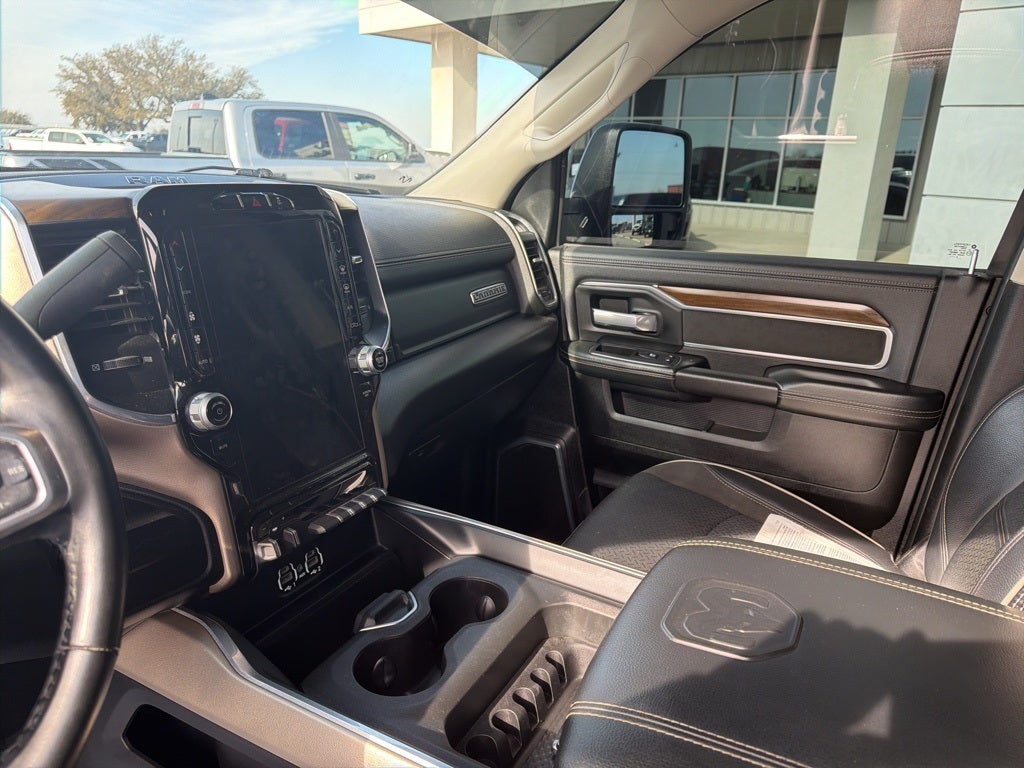 2024 RAM 2500 Laramie Crew Cab 4x4 6'4' Box