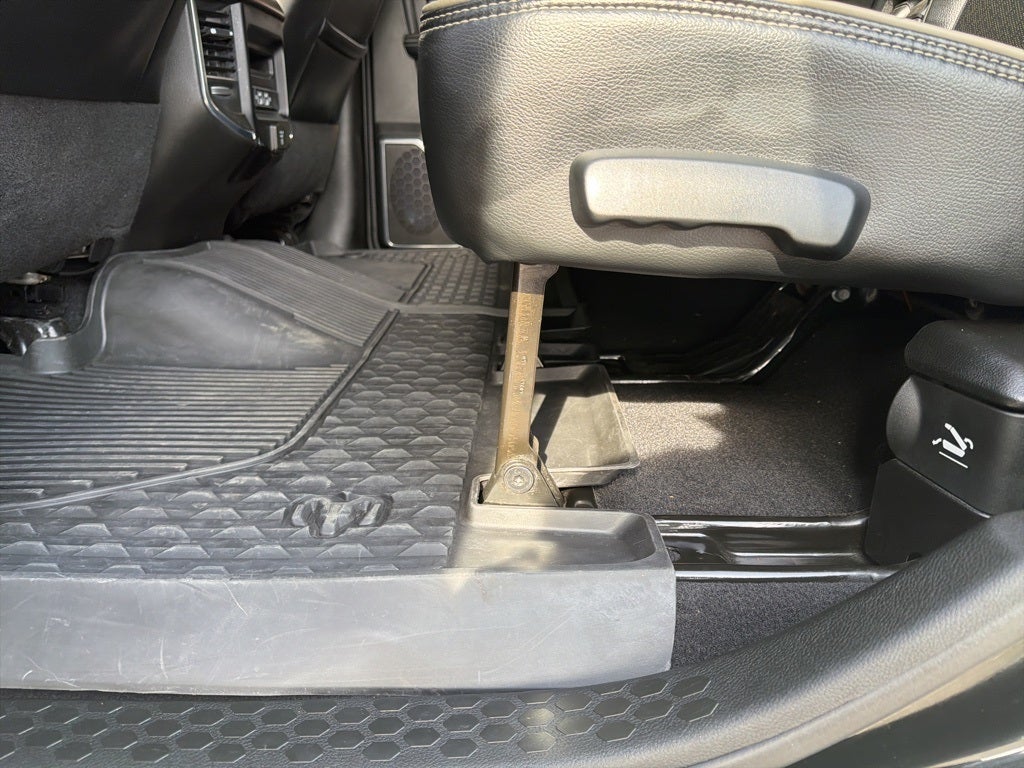 2024 RAM 2500 Laramie Crew Cab 4x4 6'4' Box