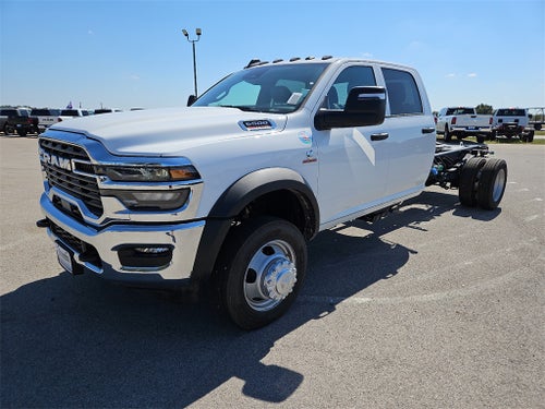 2026 RAM Ram 5500 Chassis Cab RAM 5500 TRADESMAN CHASSIS CREW CAB 4X4 84' CA