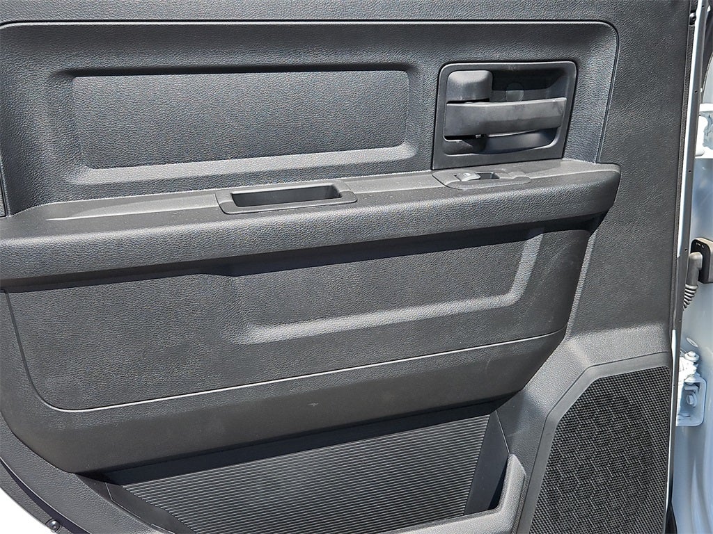 2026 RAM Ram 5500 Chassis Cab RAM 5500 TRADESMAN CHASSIS CREW CAB 4X4 84' CA