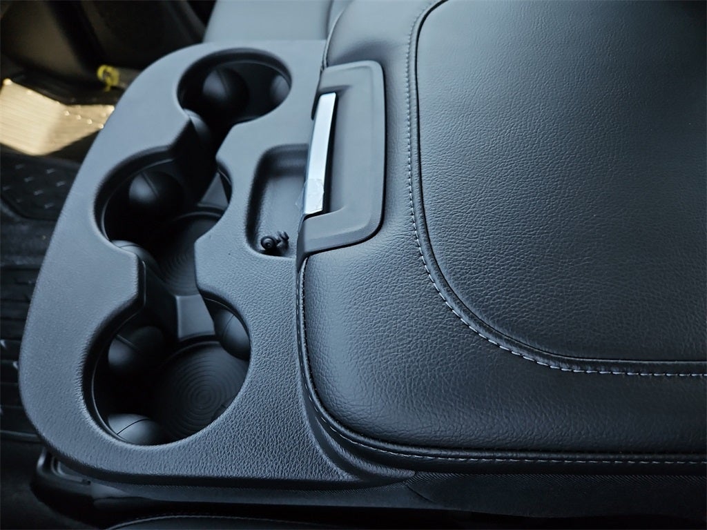 2026 RAM Ram 5500 Chassis Cab RAM 5500 TRADESMAN CHASSIS CREW CAB 4X4 84' CA