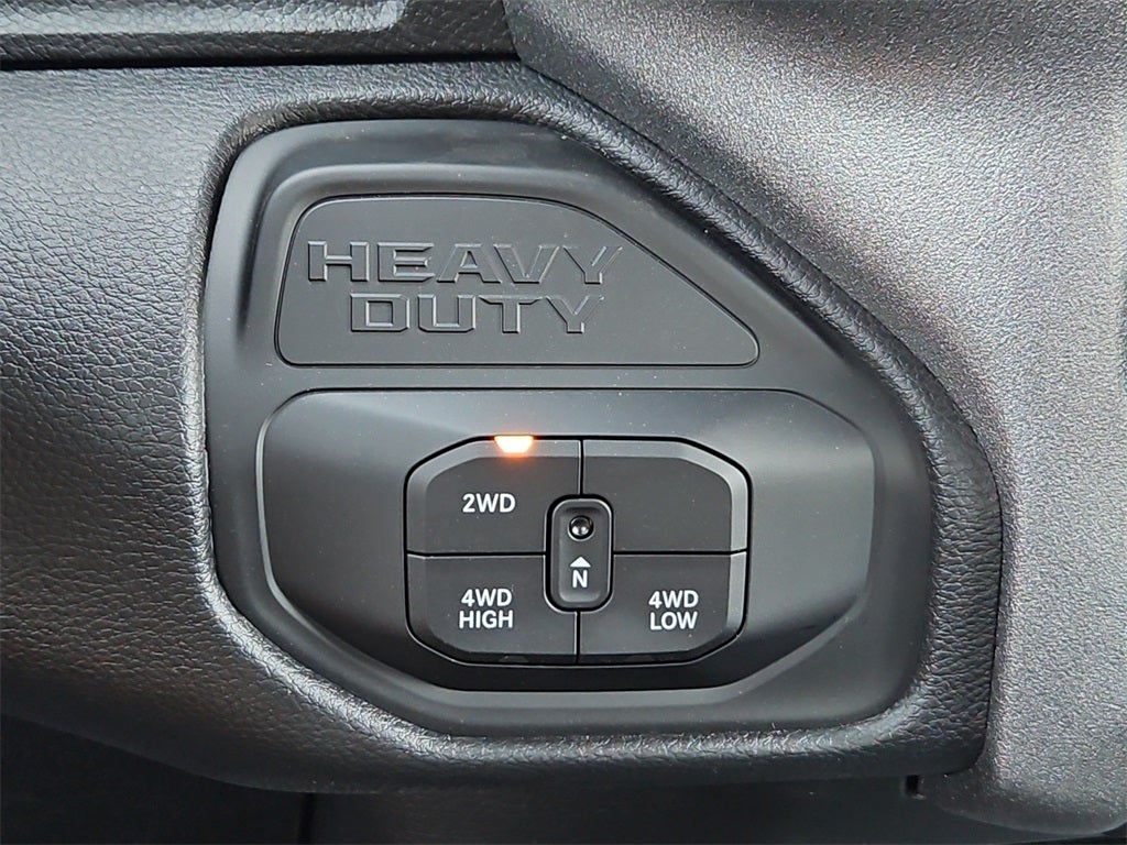 2026 RAM Ram 5500 Chassis Cab RAM 5500 TRADESMAN CHASSIS CREW CAB 4X4 84' CA