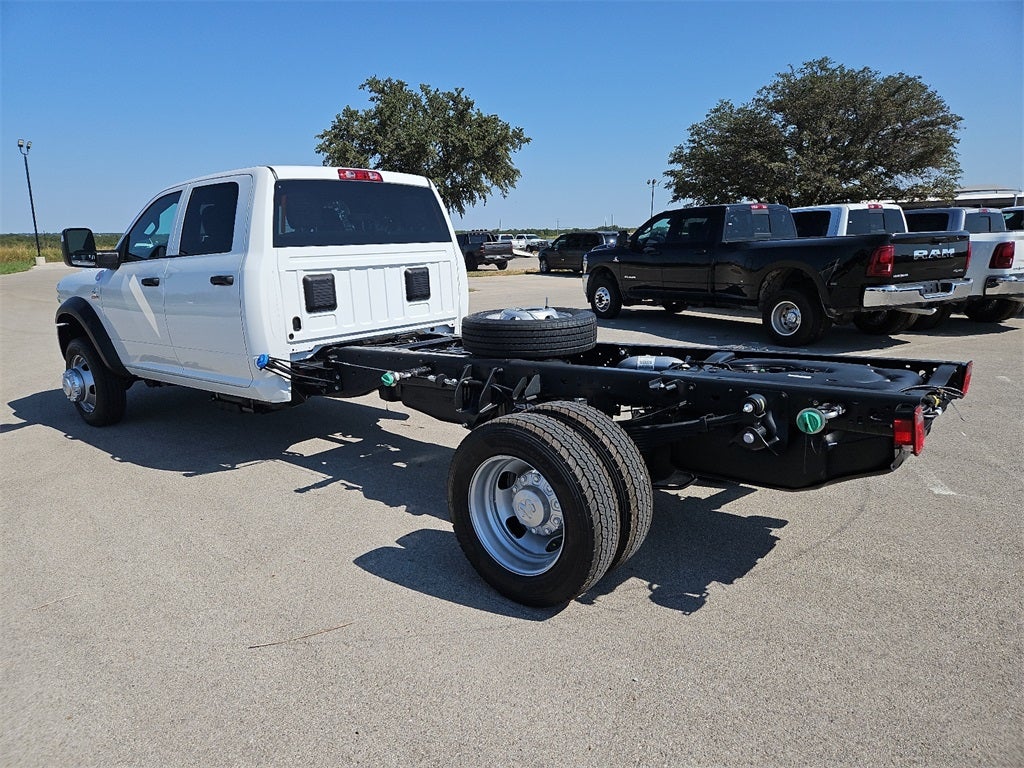 2026 RAM Ram 5500 Chassis Cab RAM 5500 TRADESMAN CHASSIS CREW CAB 4X4 84' CA