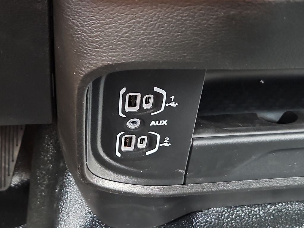 2026 RAM Ram 5500 Chassis Cab RAM 5500 TRADESMAN CHASSIS CREW CAB 4X4 84' CA