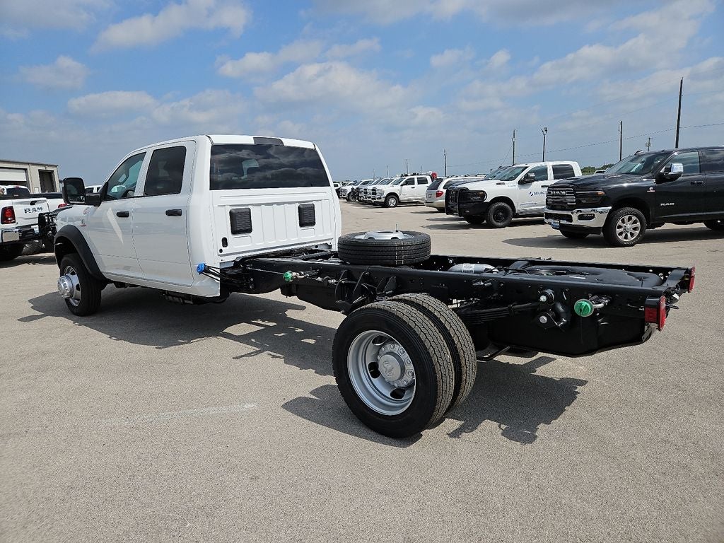 2026 RAM Ram 5500 Chassis Cab RAM 5500 TRADESMAN CHASSIS CREW CAB 4X4 84' CA