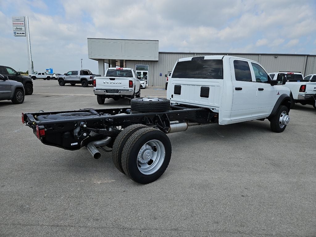 2026 RAM Ram 5500 Chassis Cab RAM 5500 TRADESMAN CHASSIS CREW CAB 4X4 84' CA