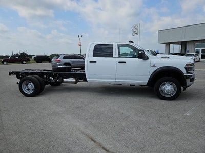 2026 RAM Ram 5500 Chassis Cab RAM 5500 TRADESMAN CHASSIS CREW CAB 4X4 84' CA