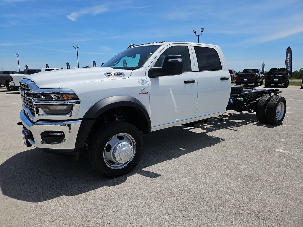 2026 RAM Ram 5500 Chassis Cab RAM 5500 TRADESMAN CHASSIS CREW CAB 4X4 84' CA