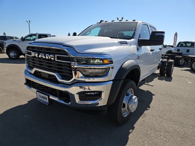 2026 RAM Ram 5500 Chassis Cab RAM 5500 TRADESMAN CHASSIS CREW CAB 4X4 84' CA