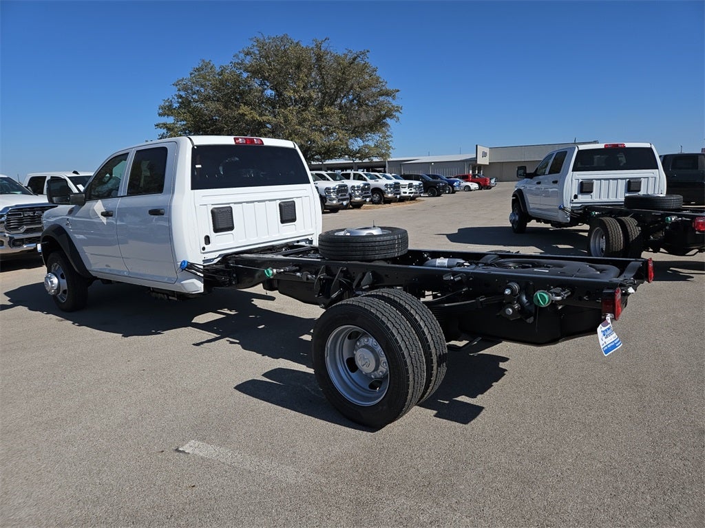 2026 RAM Ram 5500 Chassis Cab RAM 5500 TRADESMAN CHASSIS CREW CAB 4X4 84' CA