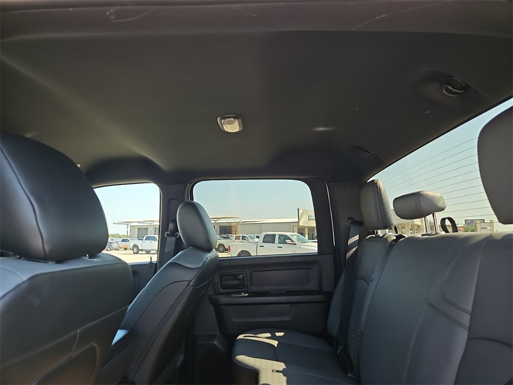 2026 RAM Ram 5500 Chassis Cab RAM 5500 TRADESMAN CHASSIS CREW CAB 4X4 84' CA