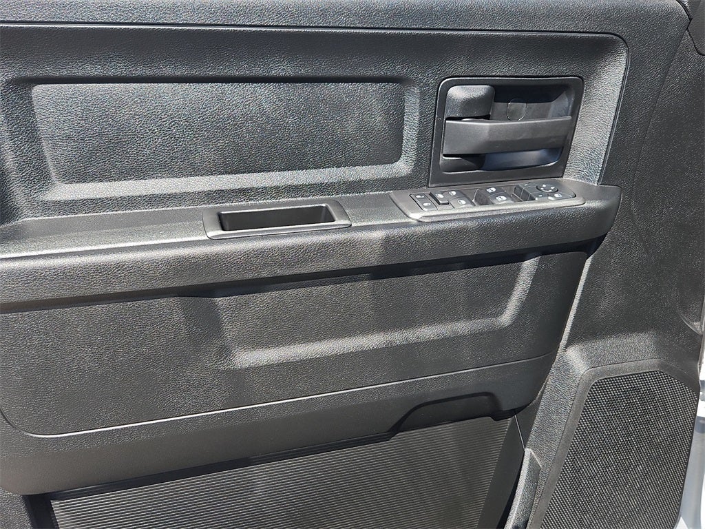 2026 RAM Ram 5500 Chassis Cab RAM 5500 TRADESMAN CHASSIS CREW CAB 4X4 84' CA