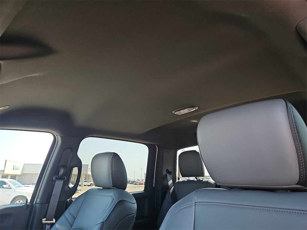 2026 RAM Ram 5500 Chassis Cab RAM 5500 TRADESMAN CHASSIS CREW CAB 4X4 84' CA