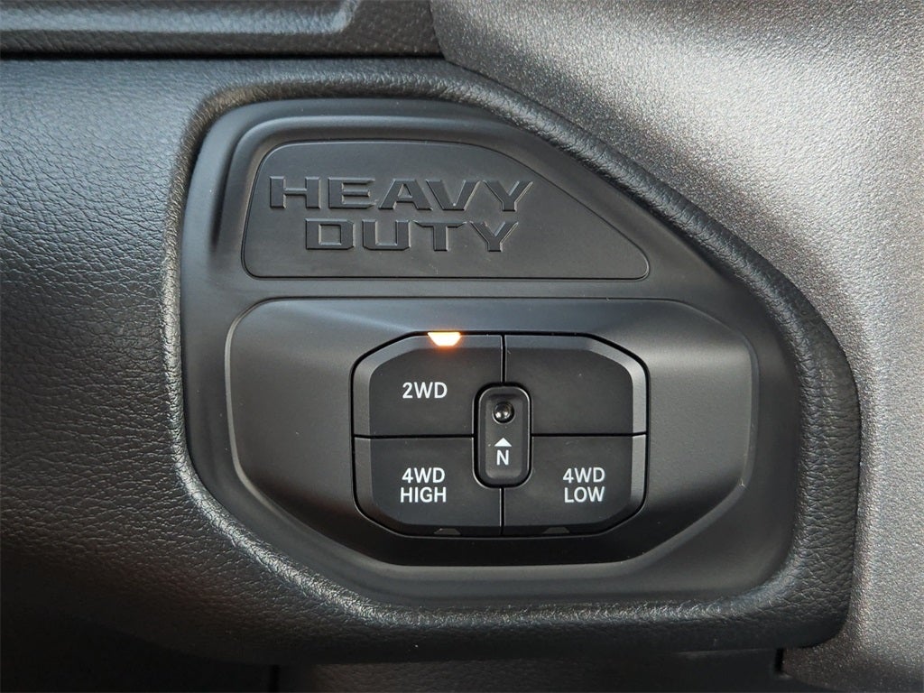 2026 RAM Ram 5500 Chassis Cab RAM 5500 TRADESMAN CHASSIS CREW CAB 4X4 84' CA