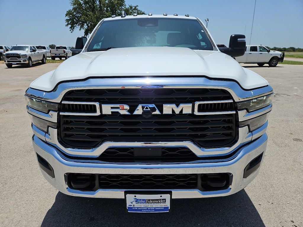 2026 RAM 3500 Chassis RAM 3500 TRADESMAN CREW CAB CHASSIS 4X4 60' CA