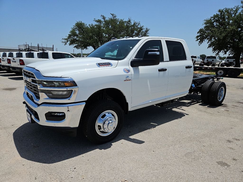 2026 RAM 3500 Chassis RAM 3500 TRADESMAN CREW CAB CHASSIS 4X4 60' CA