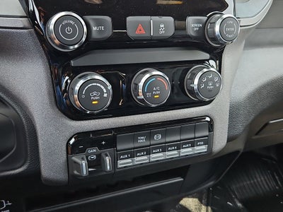 2026 RAM 3500 Chassis RAM 3500 TRADESMAN CREW CAB CHASSIS 4X4 60' CA