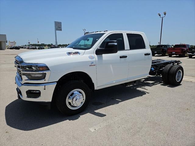2026 RAM 3500 Chassis Cab RAM 3500 TRADESMAN CREW CAB CHASSIS 4X4 60' CA