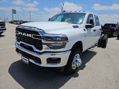 2026 RAM 3500 Chassis Cab RAM 3500 TRADESMAN CREW CAB CHASSIS 4X4 60' CA