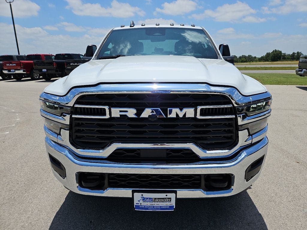 2026 RAM 3500 Chassis Cab RAM 3500 TRADESMAN CREW CAB CHASSIS 4X4 60' CA