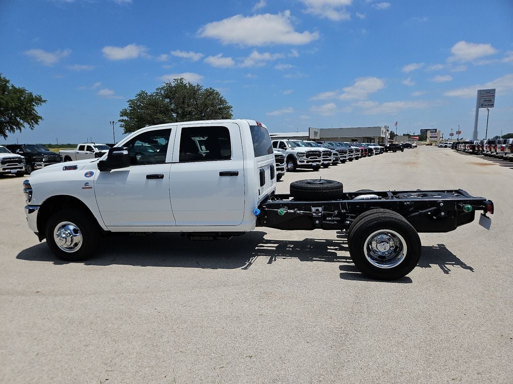 2026 RAM 3500 Chassis Cab RAM 3500 TRADESMAN CREW CAB CHASSIS 4X4 60' CA