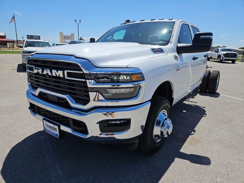 2026 RAM 3500 Chassis Cab RAM 3500 TRADESMAN CREW CAB CHASSIS 4X4 60' CA