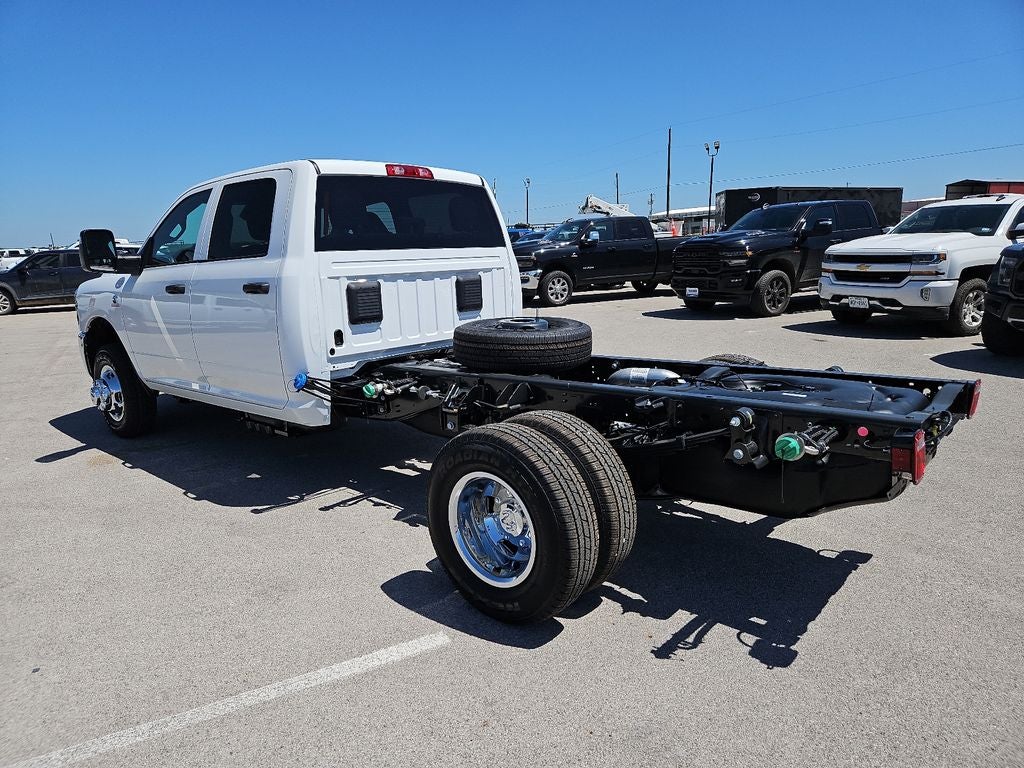 2026 RAM 3500 Chassis Cab RAM 3500 TRADESMAN CREW CAB CHASSIS 4X4 60' CA