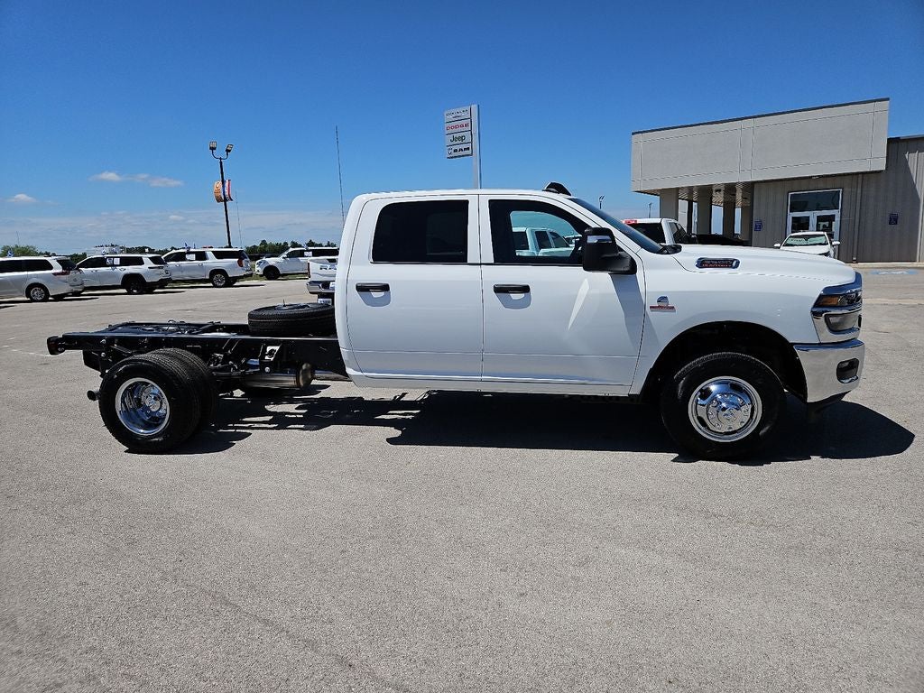 2026 RAM 3500 Chassis Cab RAM 3500 TRADESMAN CREW CAB CHASSIS 4X4 60' CA