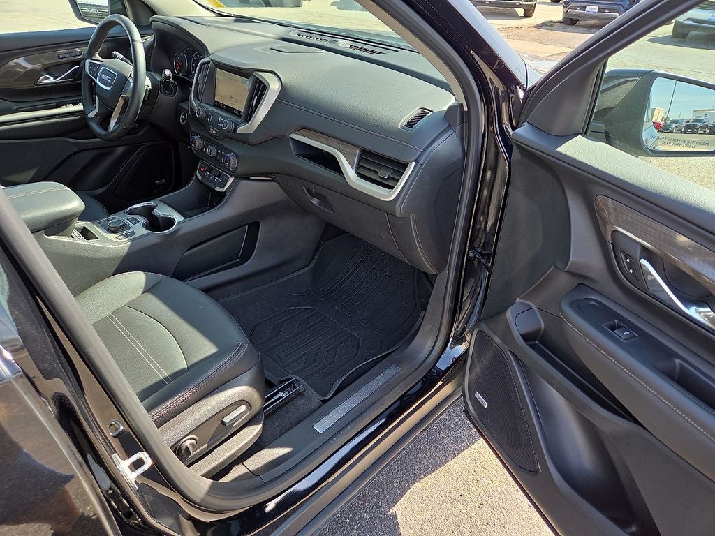 2023 GMC Terrain AWD Denali