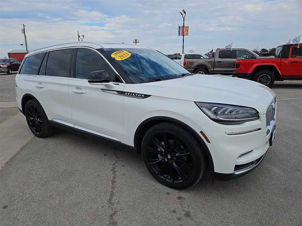 2023 Lincoln Aviator Standard