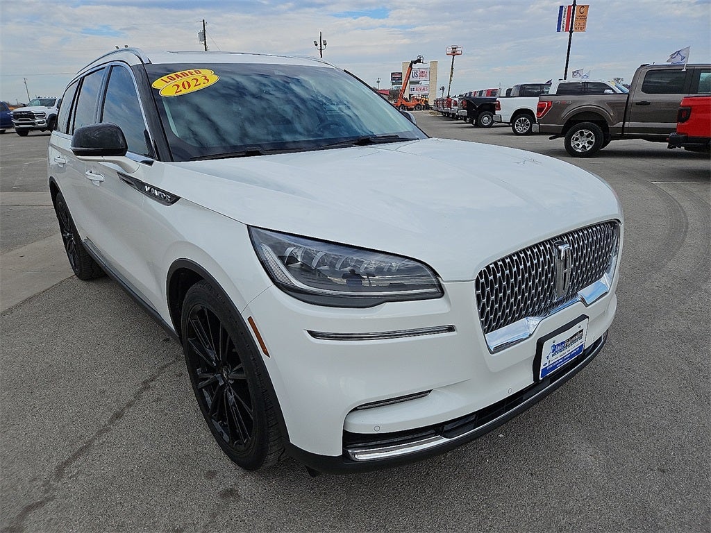 2023 Lincoln Aviator Standard