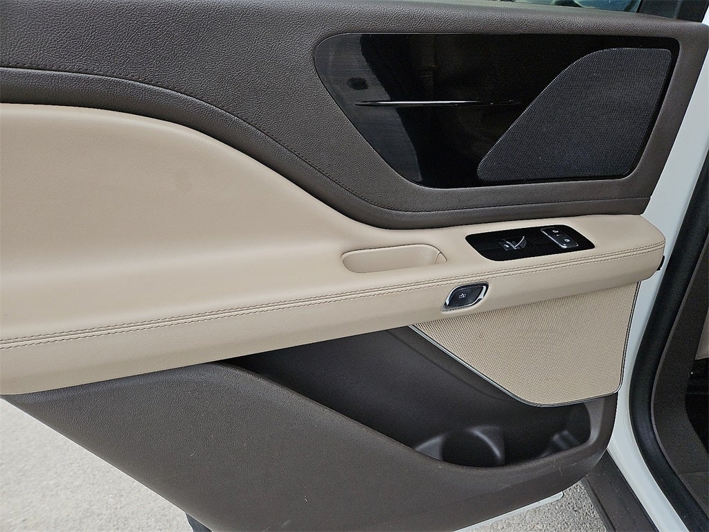 2023 Lincoln Aviator Standard