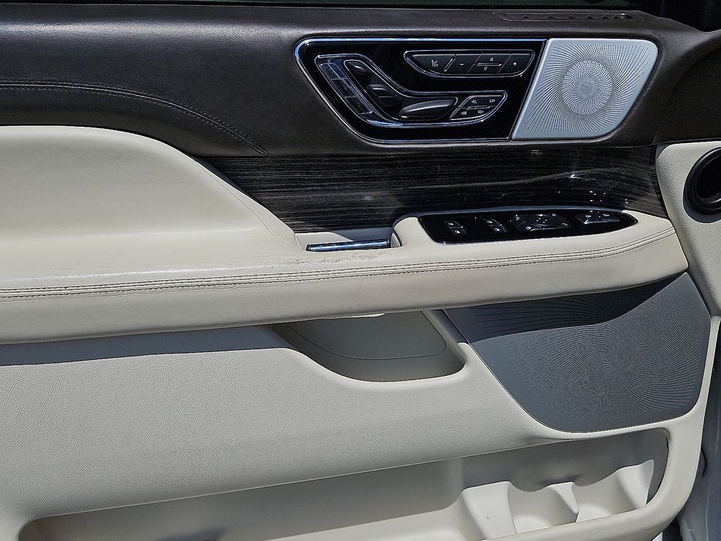 2020 Lincoln Navigator Black Label L