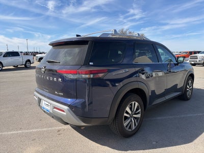 2023 Nissan Pathfinder SL 4WD