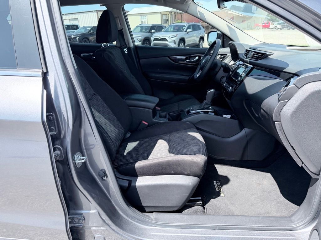 2020 Nissan Rogue Sport SV FWD Xtronic CVT