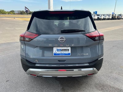 2023 Nissan Rogue Platinum FWD