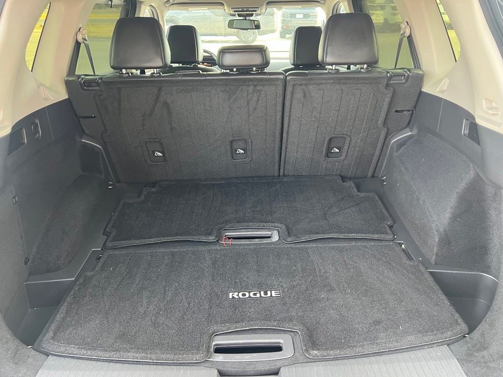 2023 Nissan Rogue Platinum FWD